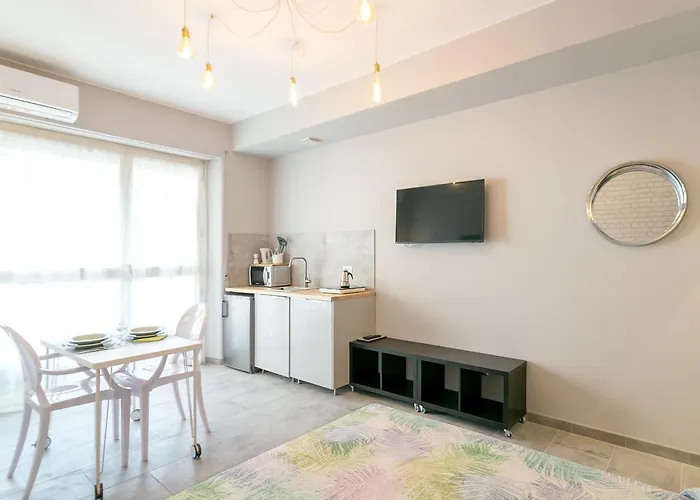 Appartement Joivy Cosy Studios, Easy Access To The Centre Of