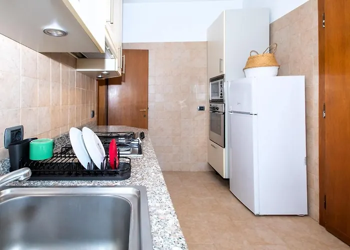 Spacious Near Bocconi
