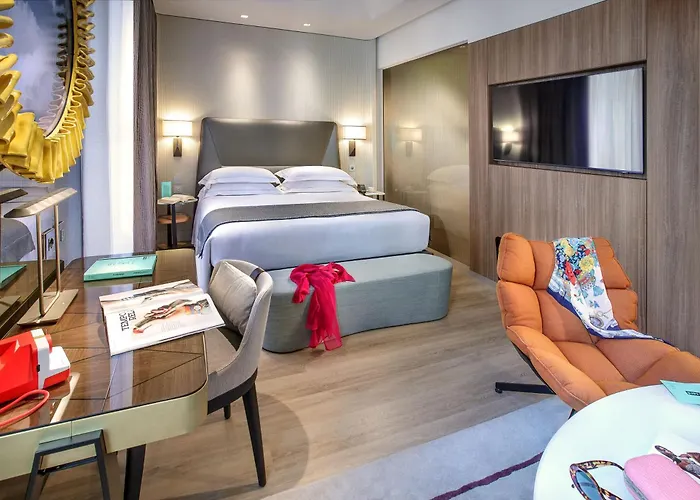 Cavour Hotel 4*