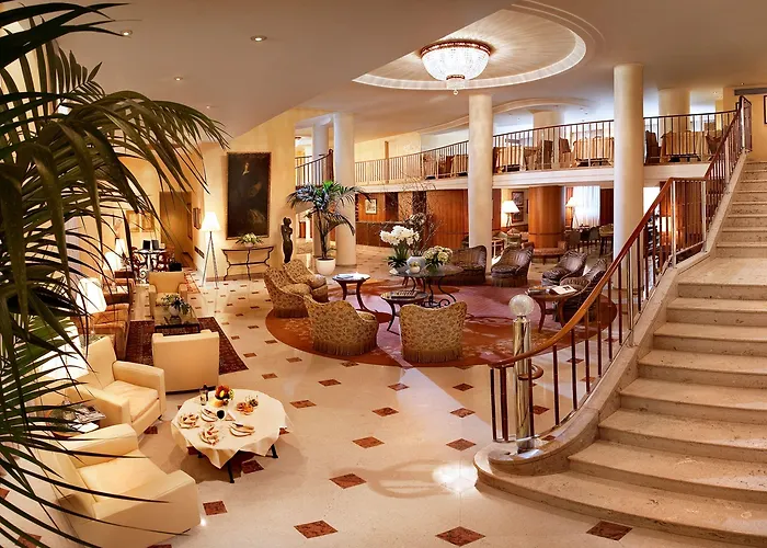 Cavour Hotel