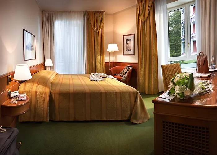 Hotel Cavour 4*