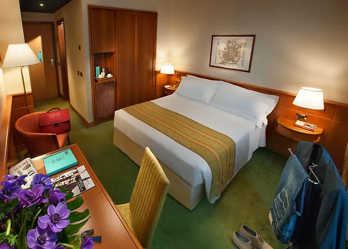 Cavour 4* Milán
