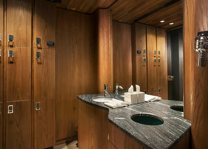 Hotel Cavour 4*