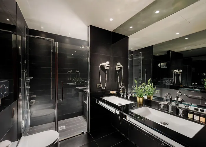 Dei Cavalieri Duomo Hotel 4*