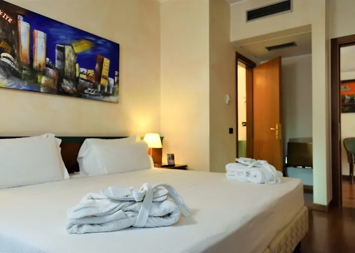 Hotel Raffaello Milan