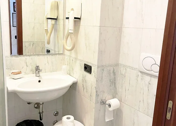 Molise 2 Hotel Milan