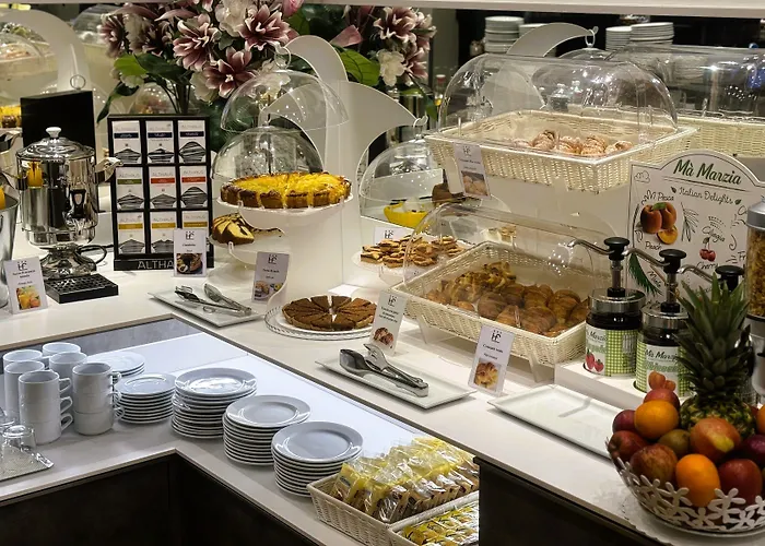 플로라 3* 밀라노