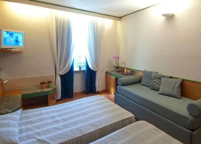Sempione Otel 3*