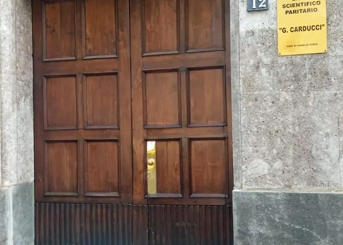 Aporti Milán