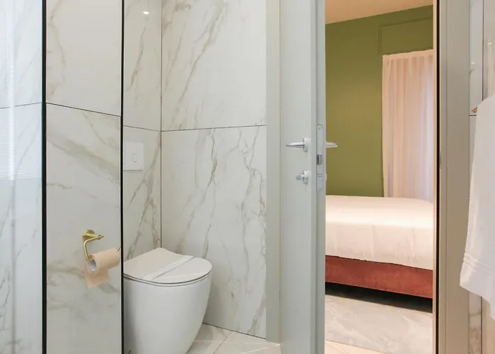 Hotel The Floor 3*