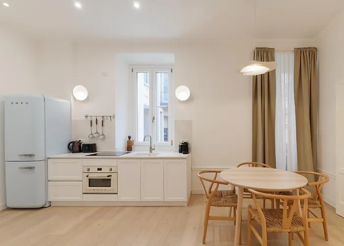 Appartamento Porta Romana - Lusso E Calore In Un Bilocale Di Design