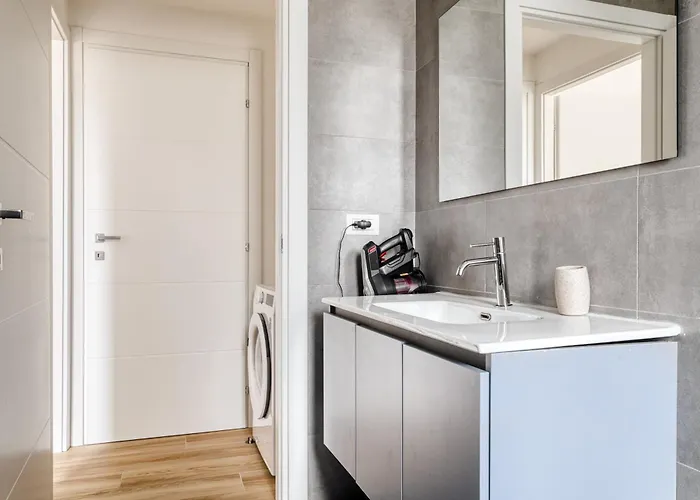 Apartmán Joivy Stylish 2-bedroom Flat Near Citylife District Milán
