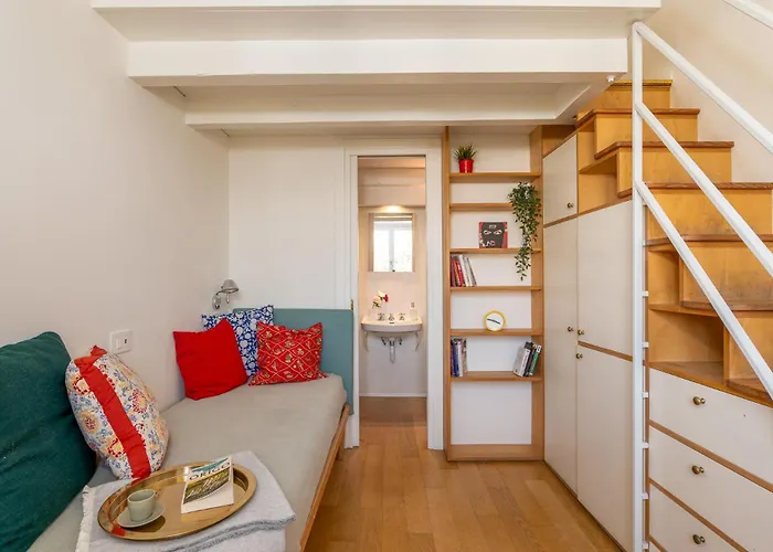 Keys Of Italy - Arena 7 - The Antique Charm Apartment