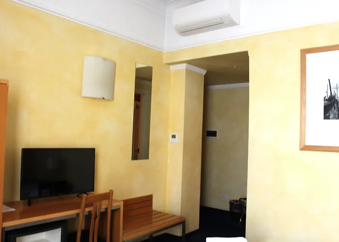 Club Отель Милан