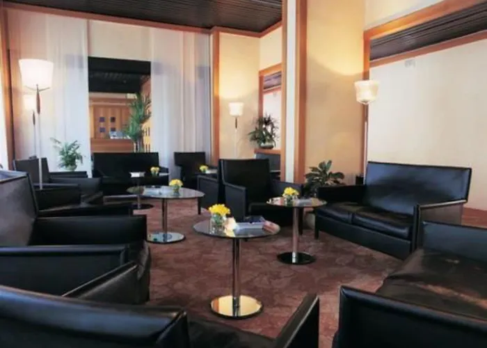 Mokinba Sant'ambroeus Hotel 3*