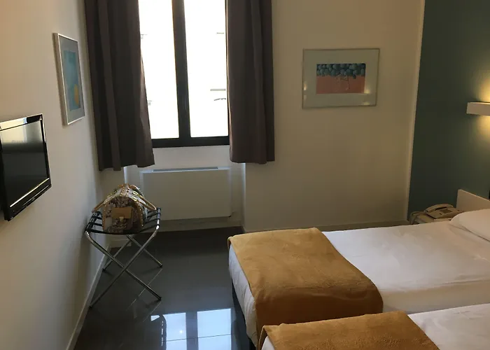 Casual Eclettico Otel 3*