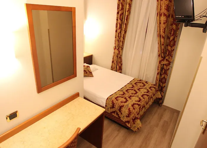 Mokinba King Hotel 4*