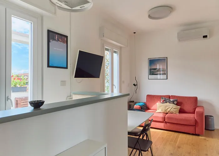 Bright Urban Terrace - Porta Romana * 밀라노