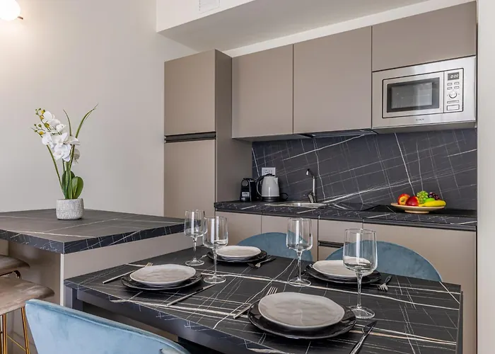 Navigli Eleganza Moderna Con Luce Naturale 米兰