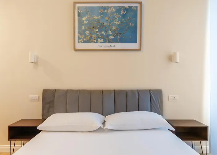 Designer In A Unique Setting Near M2 - Berra 10 Apartament *