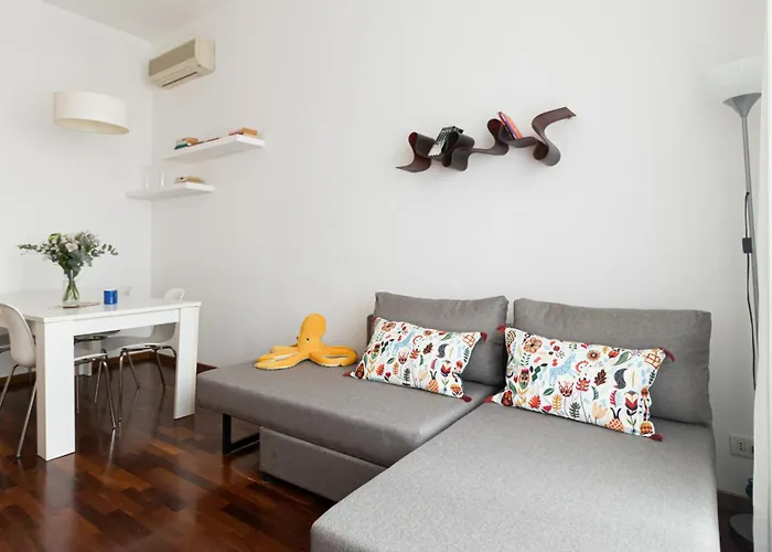 Italianway Easy - Papiniano 38 * Mailand