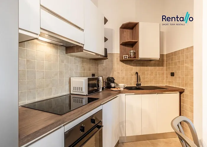 Daire Station Skyline Suite, 300 Meters From The Station *
