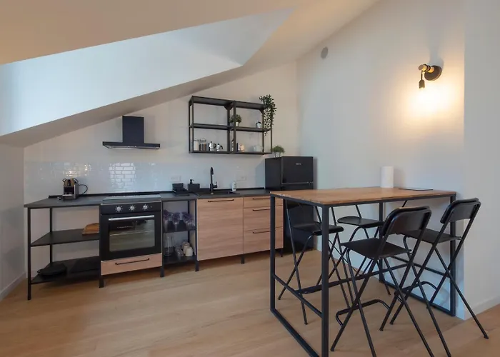 Xenia - 2rooms In Via Petrella 4 E Lejlighed Milano