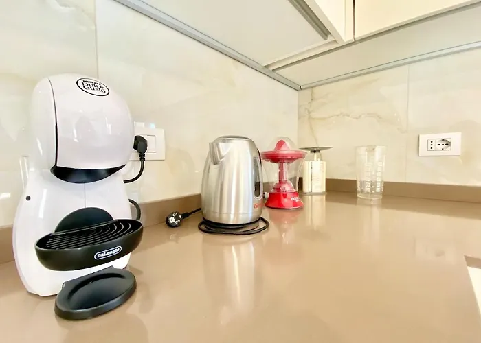 Penthouse With Panoramic Terrace-8 Minutes From The Duomo *
