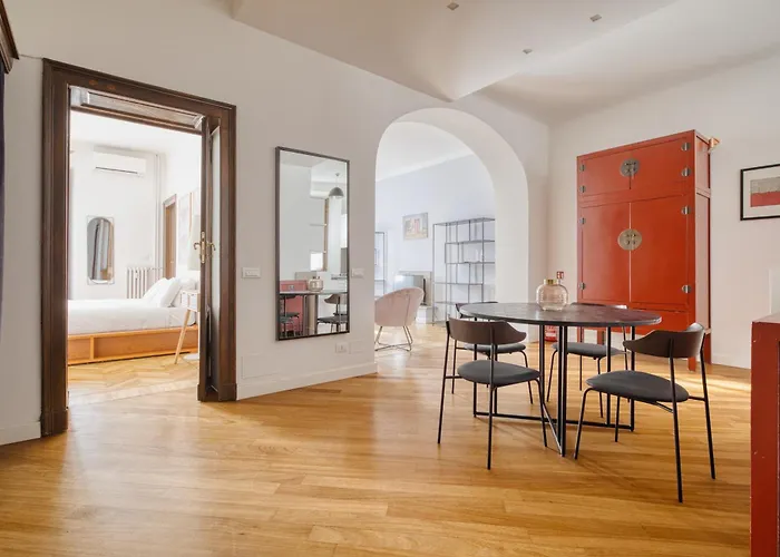 Apartman Your Sunny Getaway In Porta Venezia Dist...