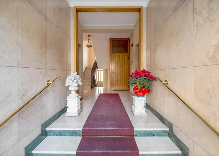 Spacious Design Flat At Navigli At 15 Min From Duomo Апартаменты Милан