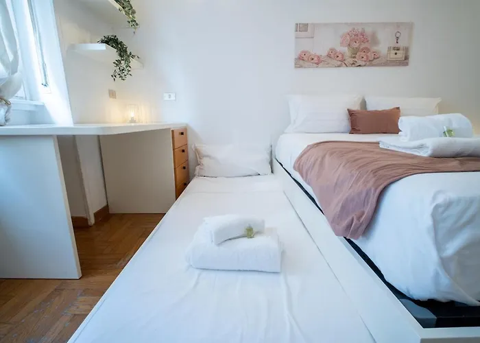 Duomo 10 Minutes Away Spacious 5 Pax Balcony Wifi Ac Apartmán Milán