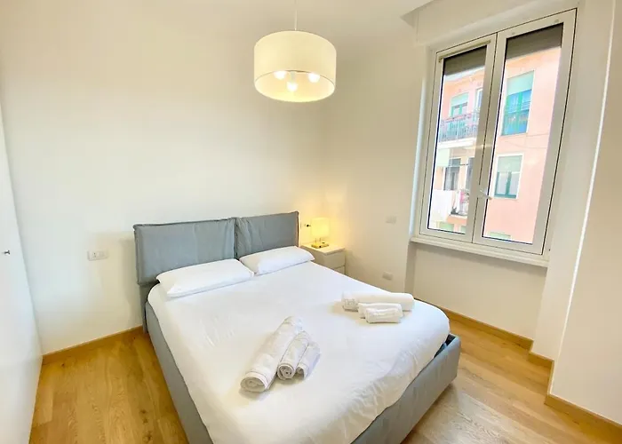 Penthouse With Panoramic Terrace-8 Minutes From The Duomo *
