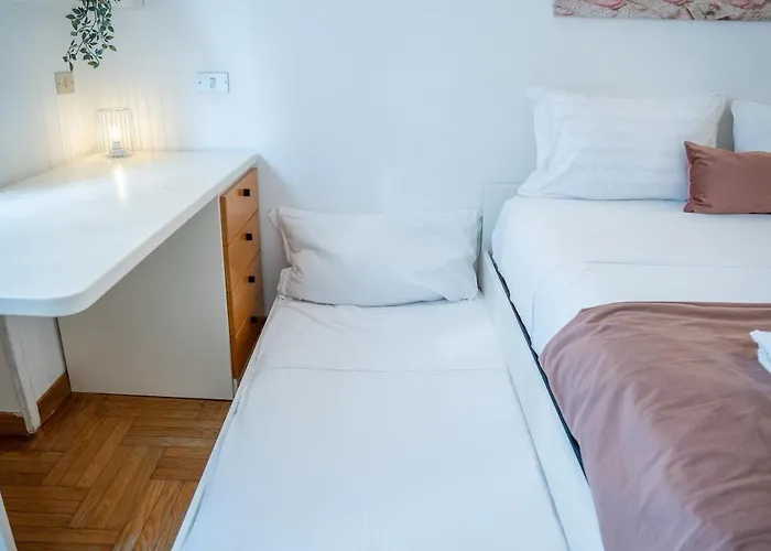 Apartmán Duomo 10 Minutes Away Spacious 5 Pax Balcony Wifi Ac Milán