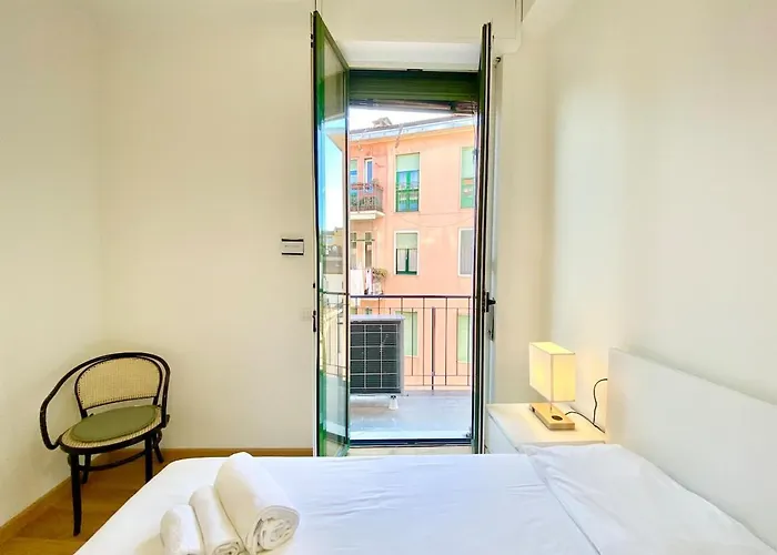 Penthouse With Panoramic Terrace-8 Minutes From The Duomo *