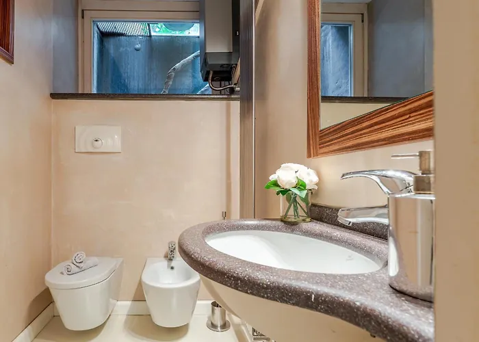 Breraprivata, Con Giardino E Jacuzzi Ad Uso Esclusivo - Lejlighed *