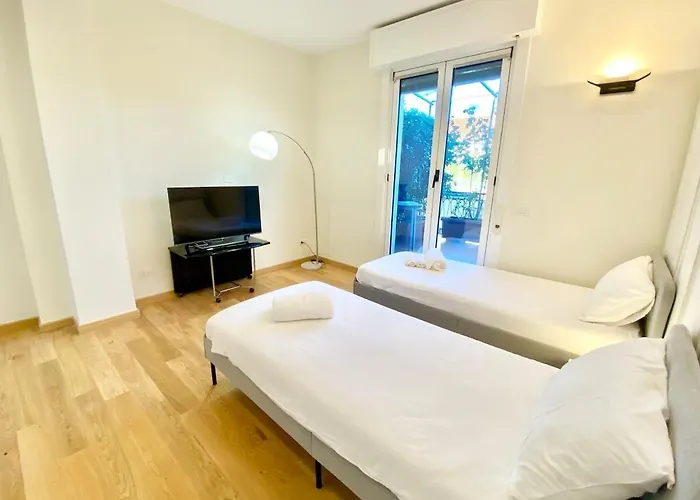 Penthouse With Panoramic Terrace-8 Minutes From The Duomo ميلان