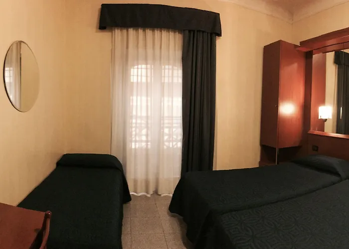 Aurora Hotel