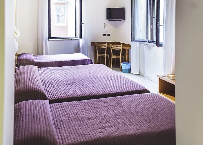 Venini فندق ميلان