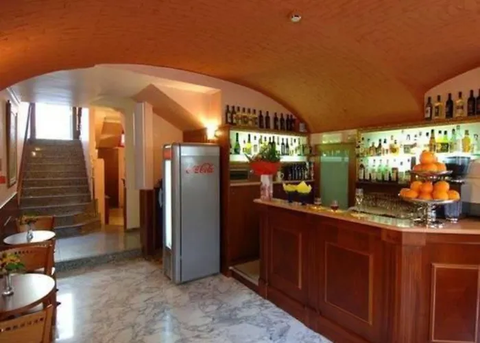 Ideale Hotel 3*