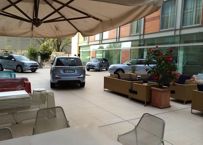 מלון Doubletree By Hilton 4*