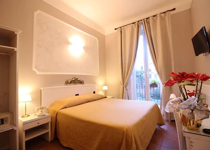 Charly Hotel 3*