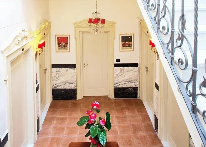 Hotel Charly 3*