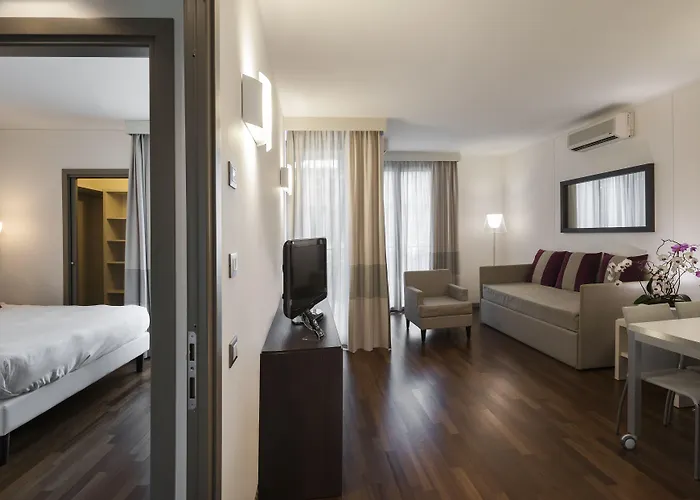 Ramada Plaza By Wyndham 酒店 4*