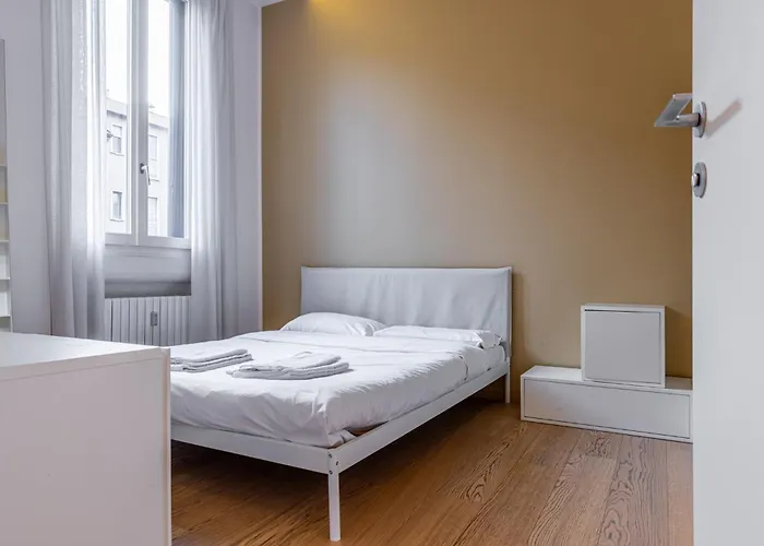 Porta Romana - Curtatone Apartamento