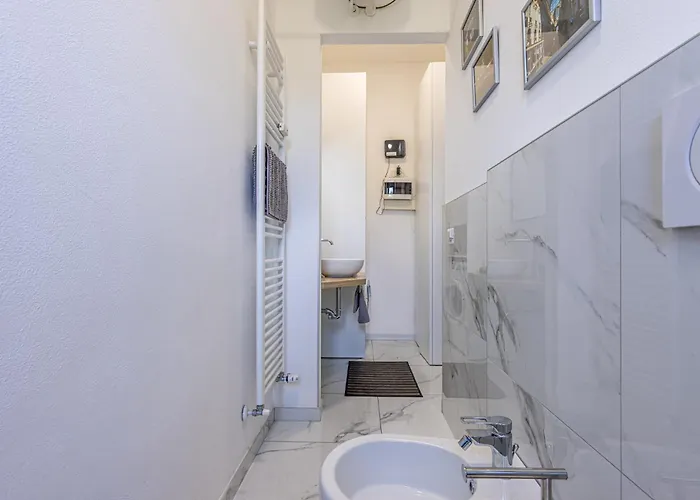 Intero Vicino A San Siro E Centro Citta * Милан