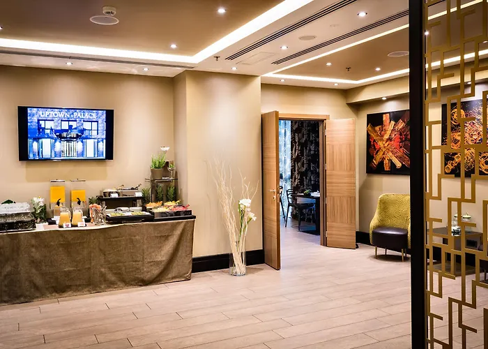 Uptown Palace Milánó