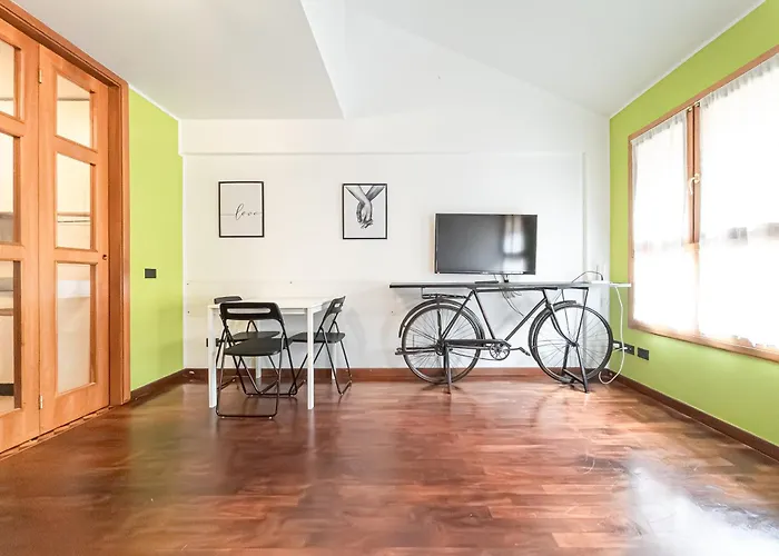 Corso San Gottardo - Darsena Flat Milano