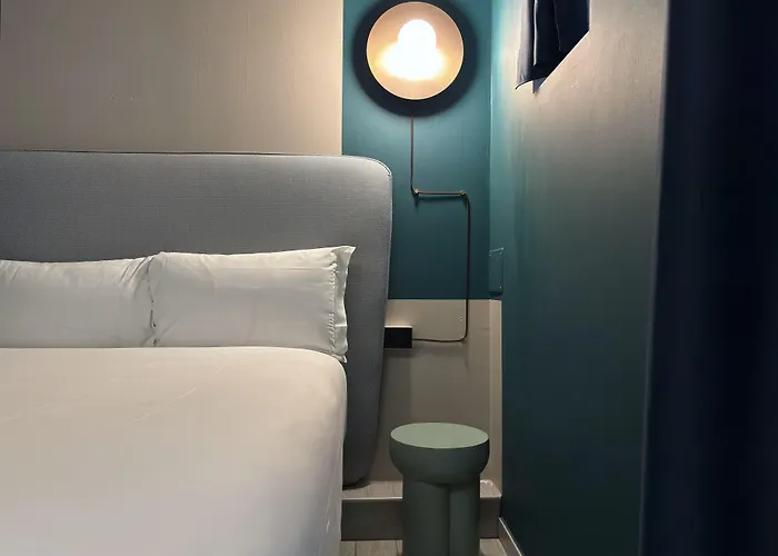 Av Hotel 2*