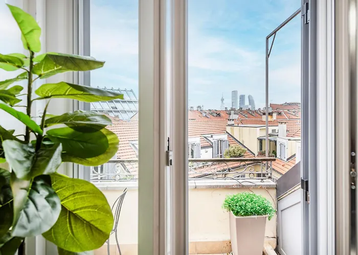 Easylife - - Maroncelli 5 - Porta Garibaldi * Milano