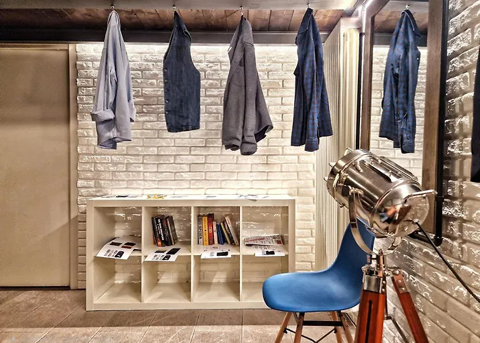Apartment Loft Centro, 10 Min From Duomo *